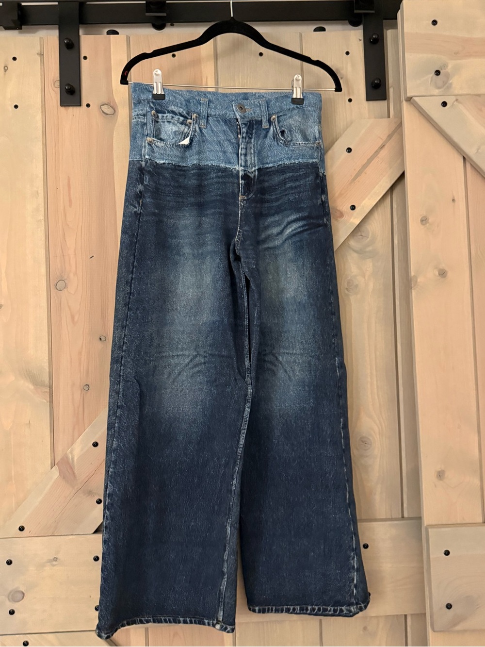 EUC Elan Two Tone Wide-Leg Sweatpant Jeans - Picture 4 of 14